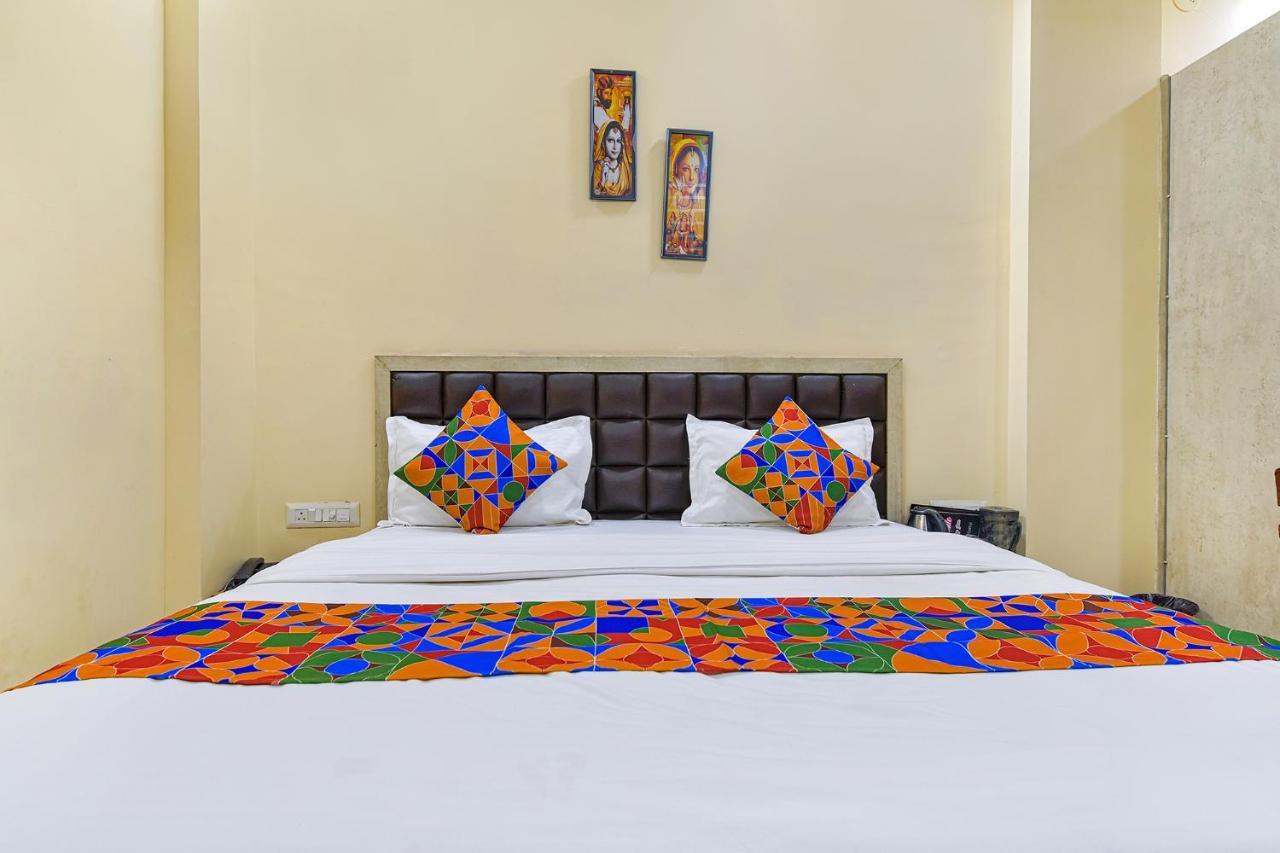 Hotel O The Castle Home Stay Inn Джайпур Екстериор снимка