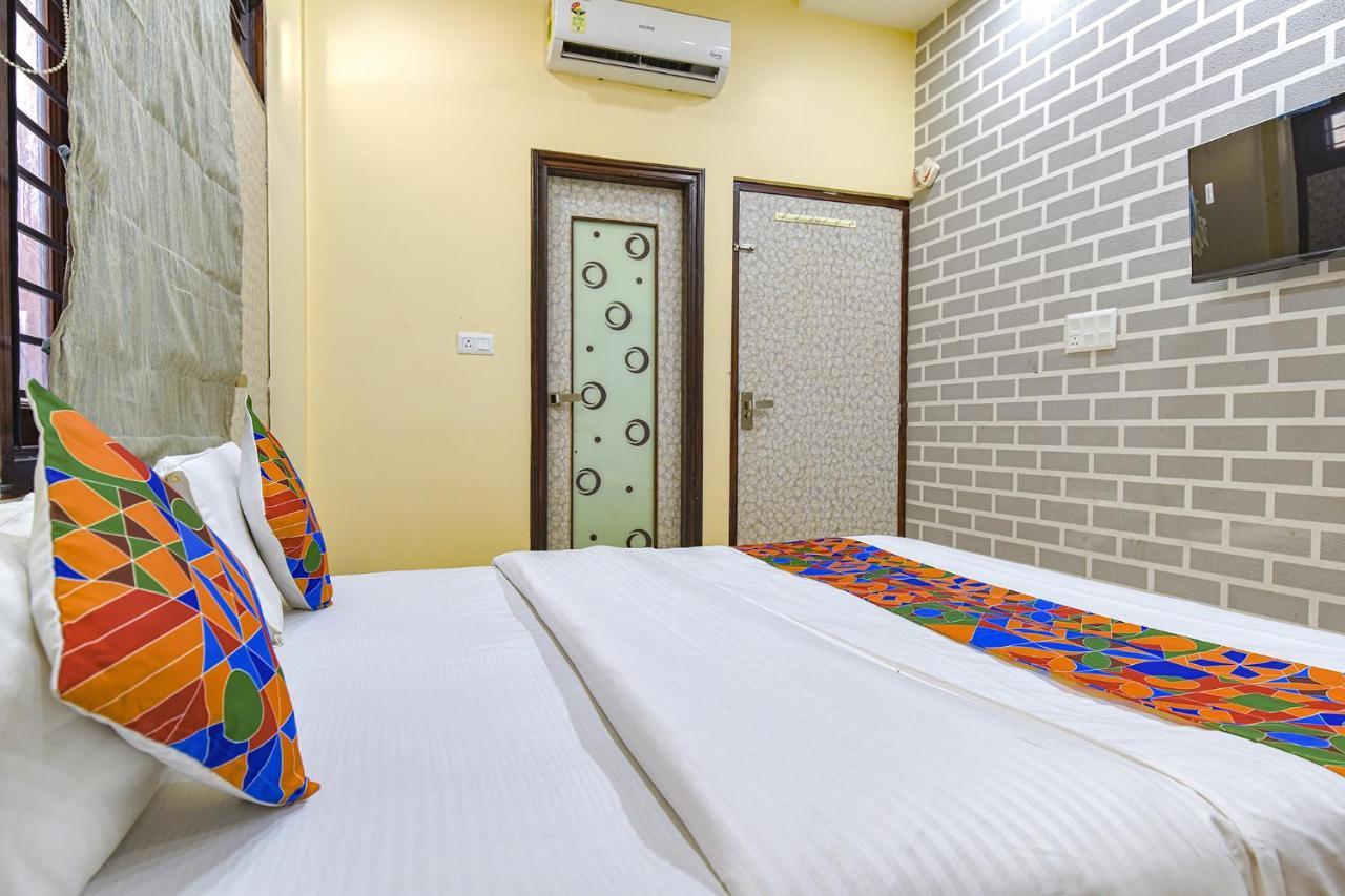 Hotel O The Castle Home Stay Inn Джайпур Екстериор снимка